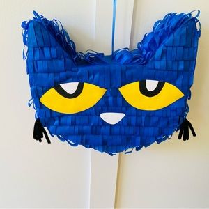 Pete the Cat Piñata